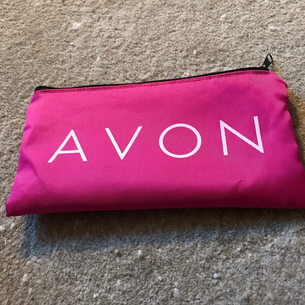 Avon zipper bag